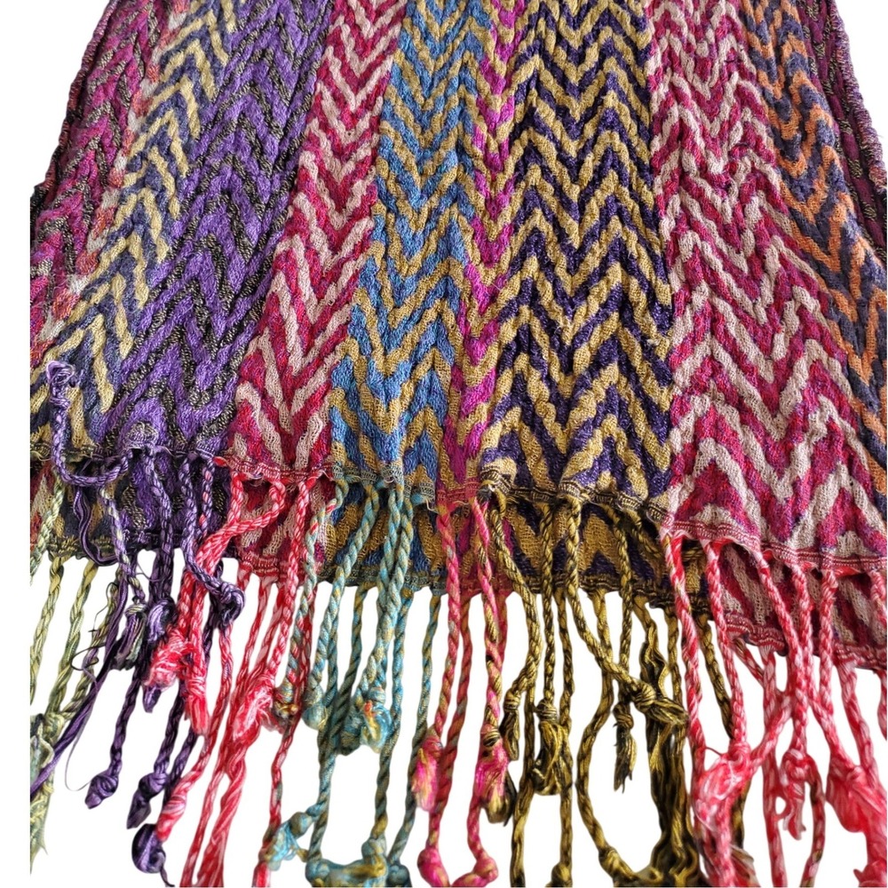 Chelsey II Womens Multicolor Chevron Knit Scarf Fringe Zigzag Viscose Blend